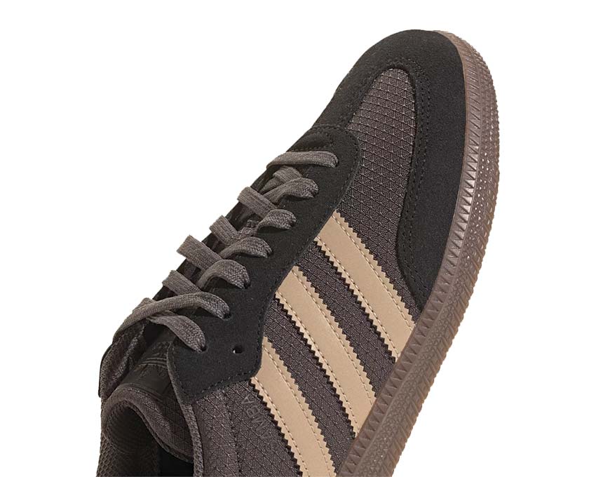 Scarpe da ginnastica classiche in pelle color cachi pietra