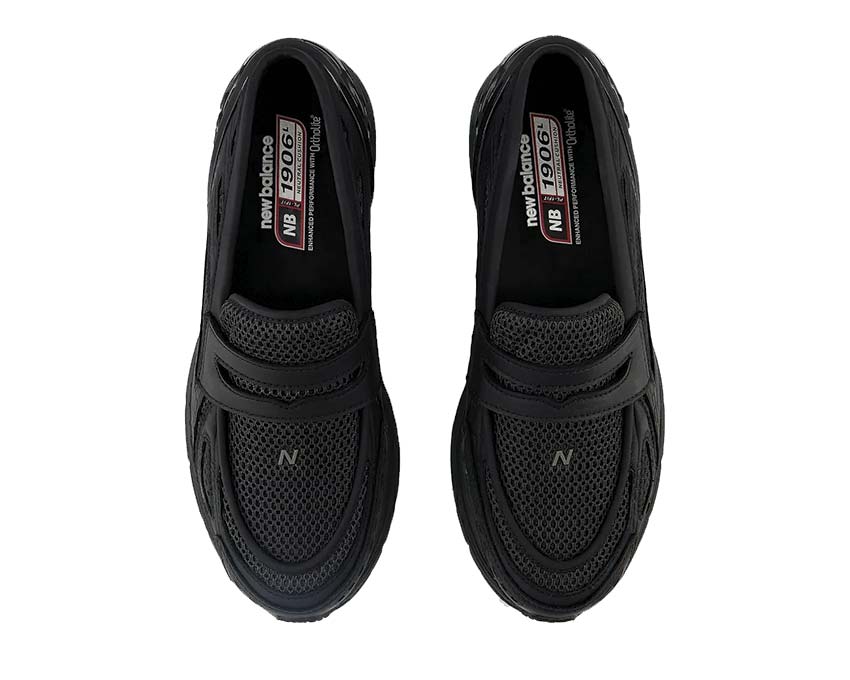 Scarpe sportive nere modello 1906L