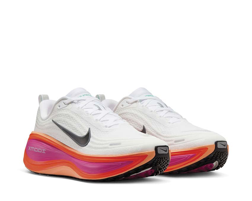 Scarpe da corsa donna in tonalità rosa acceso